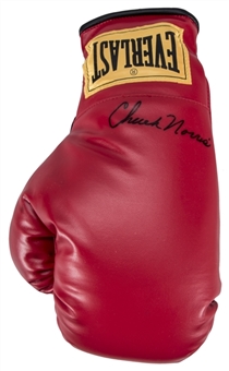Chuck Norris Signed Everlast Boxing Glove (Beckett)